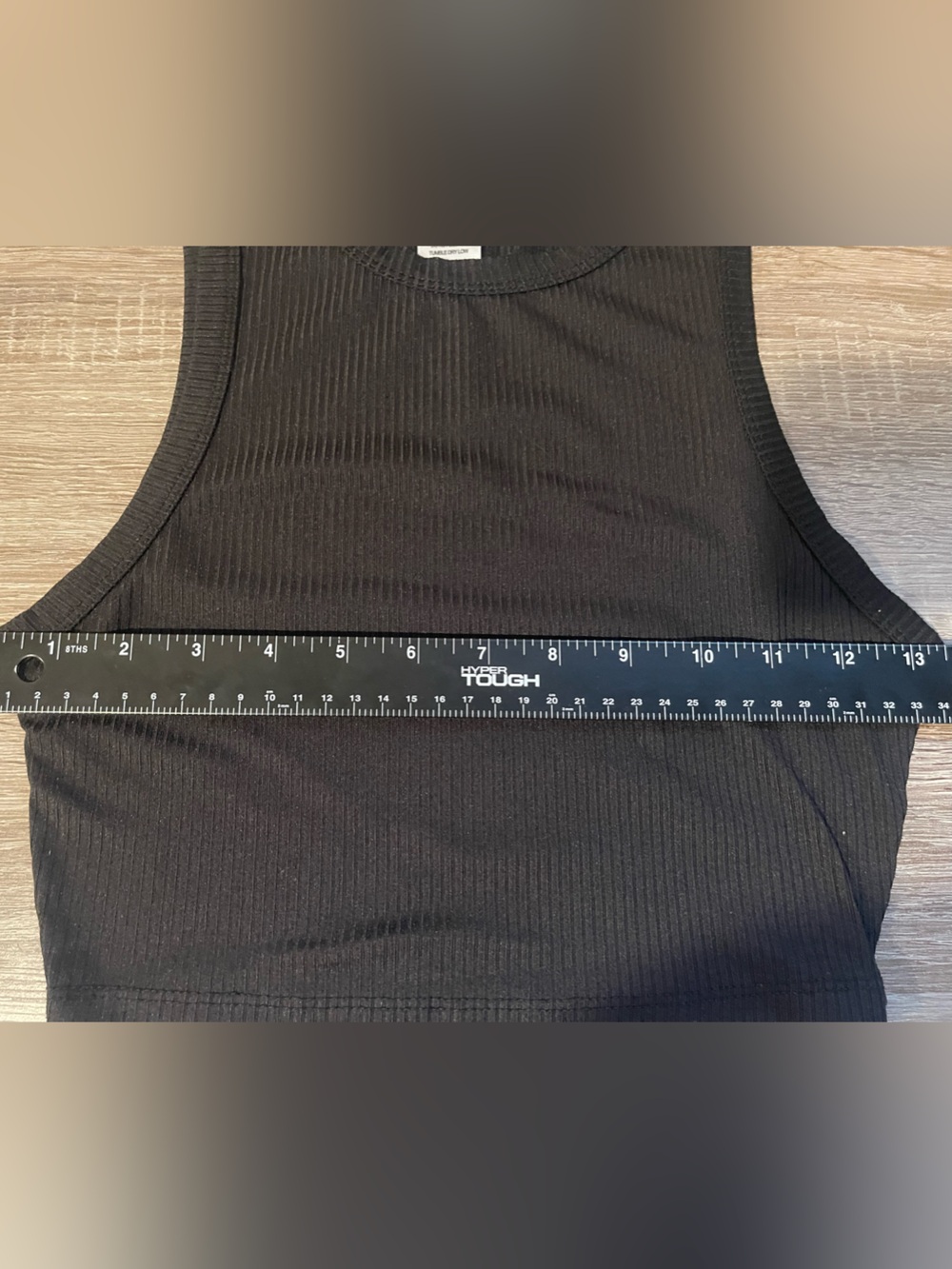 Black Ribbed Cropped Tank - Picture 3 of 5
